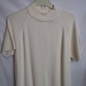 Draper’s & Damon’s sweater